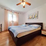Emma Διαμέρισμα Povile