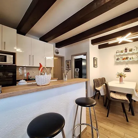Apartman Emma *